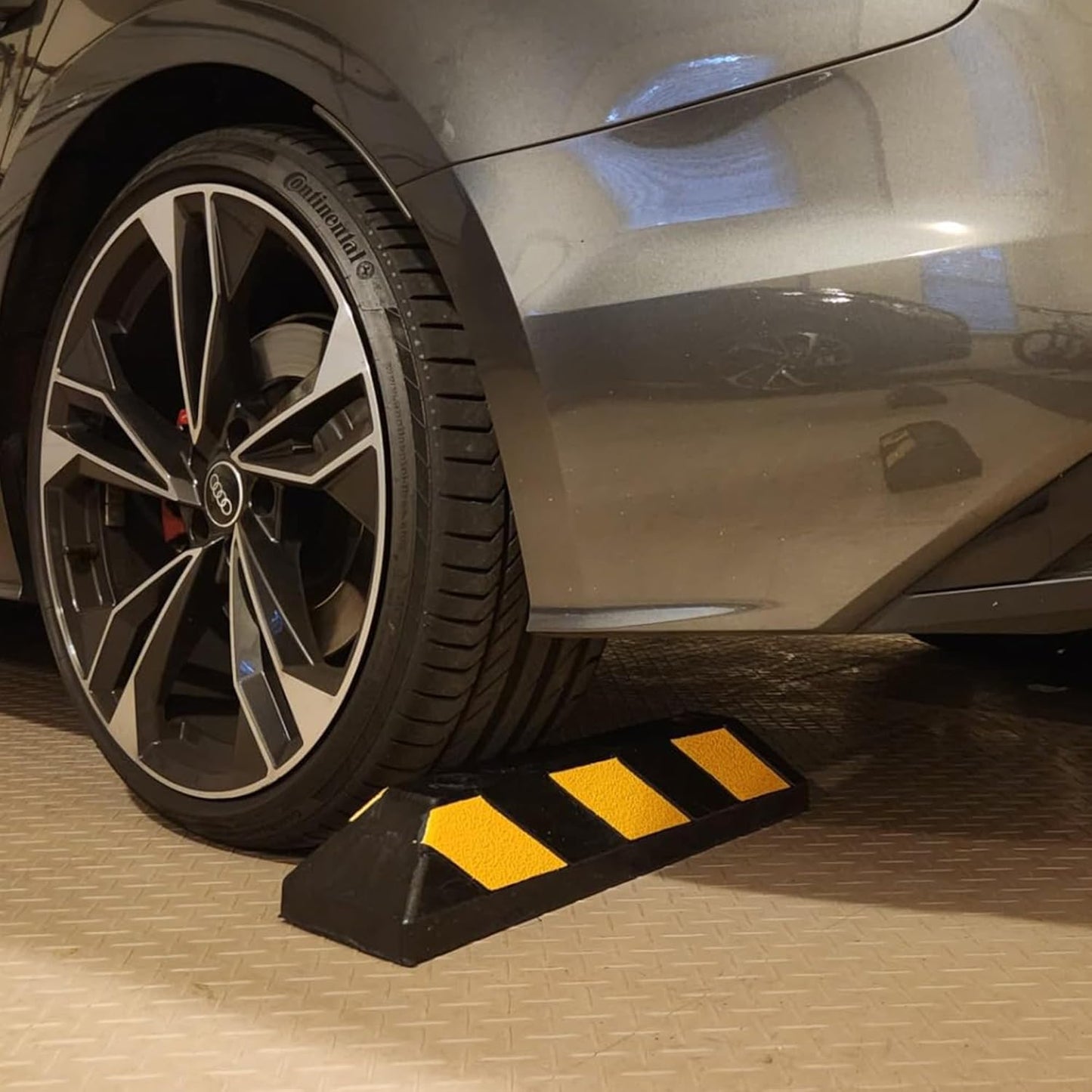 Guardian Heavy Duty Rubber Parking Curb - 22" Long