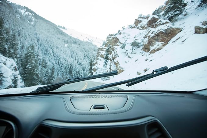 Rain-X Silicone AdvantEdge Wiper Blade 15" Windshield Wiper Blades Replacement, All-Weather Performance Lasts 2X Longer, Premium Beam, Installock Adapter for Easy Fit (Pack of 1)